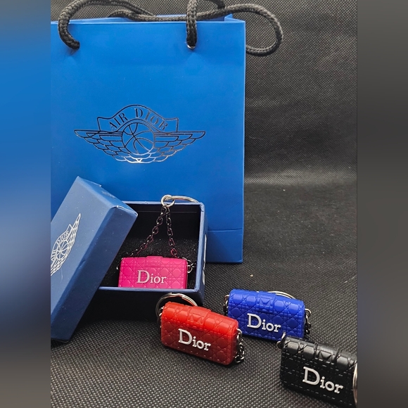 BRAND NEW!!! MINIATURE fashion LUXURY DESIGNER BAG KEYCHAIN/DISP… - Picture 5 of 5